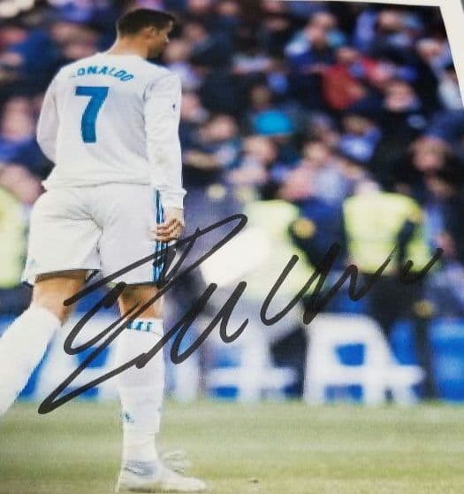 メッシ クリスティアーノ・ロナウド 直筆サイン 普通紙 - メルカリ