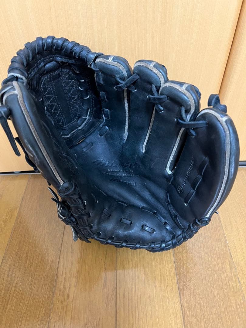 ふ*ゅ様 ミズノプロ 硬式 ピッチャー用 ビックM 4Dテクノロジー - メルカリ