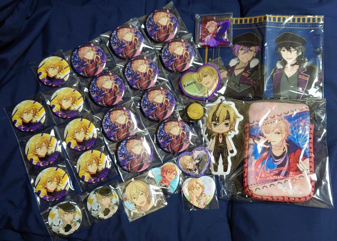 あんさんぶるスターズ 缶バッジ グッズセット あんスタ中国グッズ代行minaplex