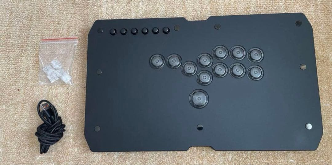 PunkWorkShop UltraThinBox アーケードコントローラー ULTRA BOX レバーレスコントローラー （ボタンレイアウトB/D） – PUNK