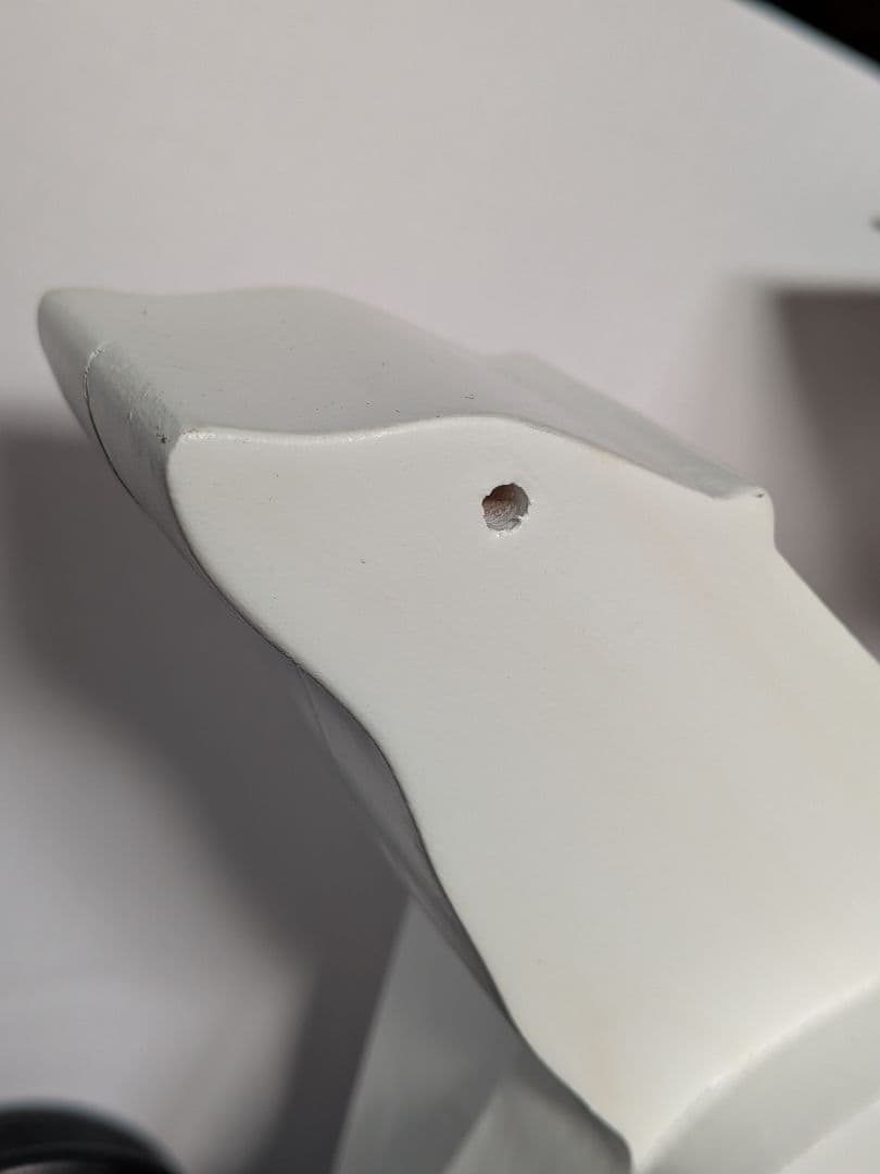 新品だけど少し傷ありオルセー美術館 ポンポン 木製おもちゃ シロクマ