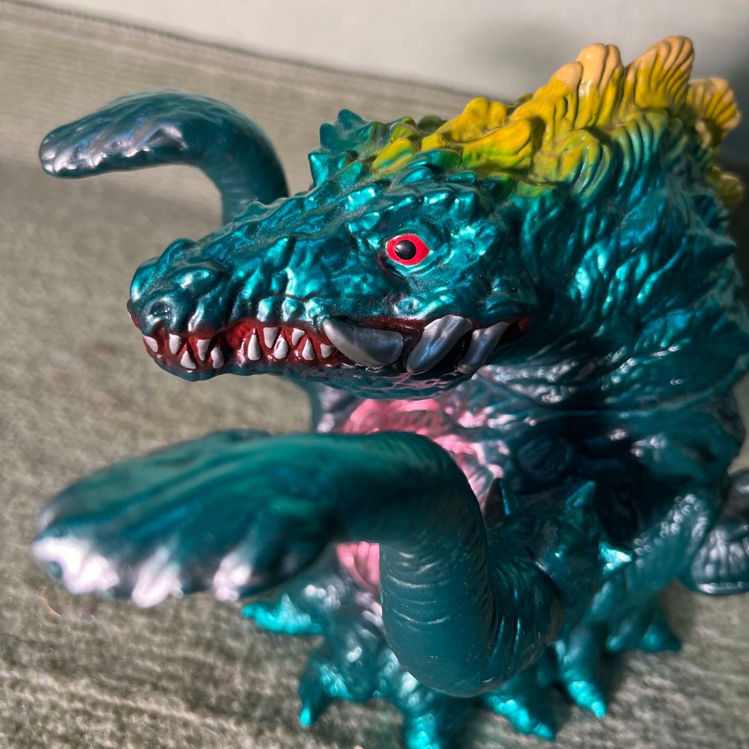 ファンクラブ限定「東宝怪獣ビオランテ」 | Shop at Mercari from