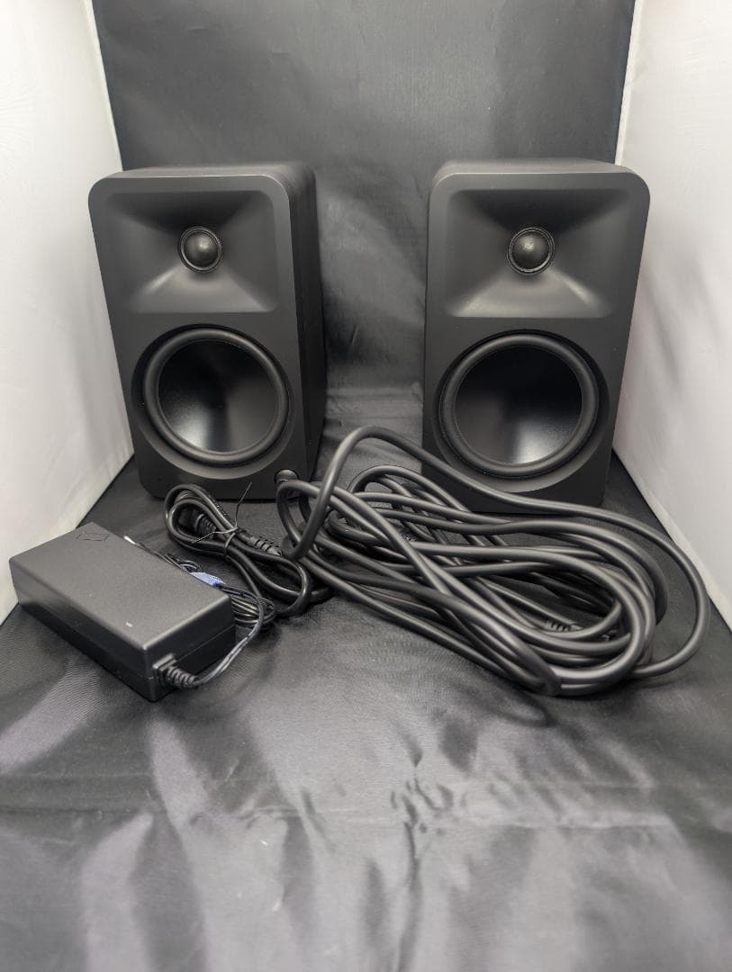 ORA4 パワードリファレンススピーカー Amazon.com: Kanto ORA4 140W Powered Reference Speakers with