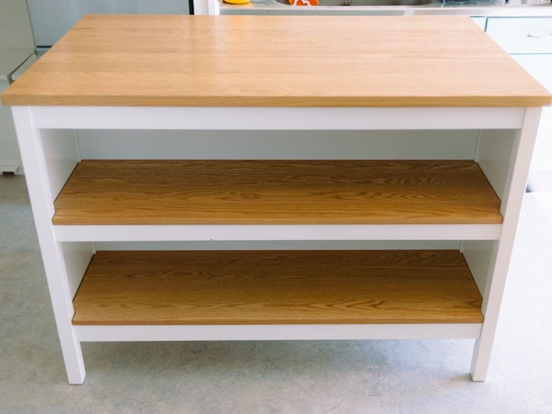 2/24までの掲載 IKEA イケア トルンヴィーケン オフホワイト（机のみ