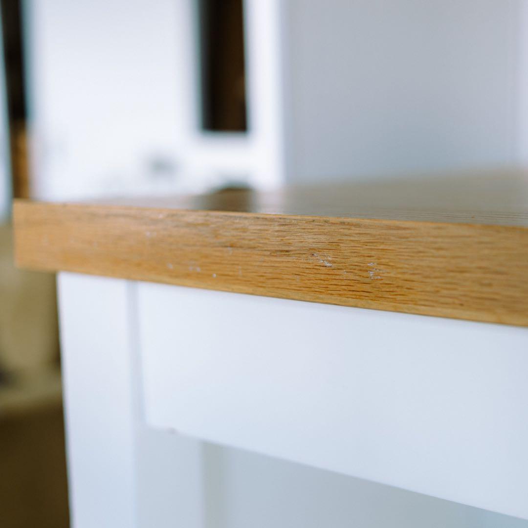 2/24までの掲載 IKEA イケア トルンヴィーケン オフホワイト（机のみ