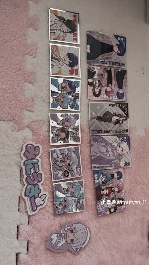 いれいすまとめ売り 初兎くん多めバラ売り⭕️ - メルカリ