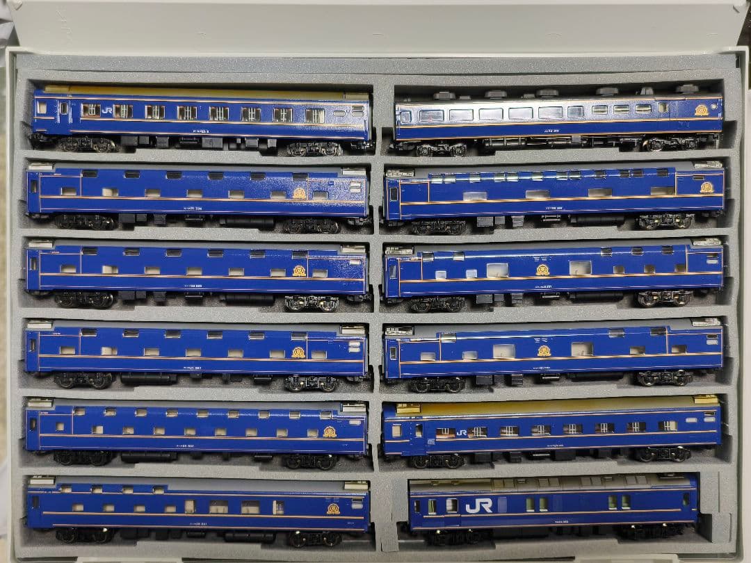 TOMIX 98676 98677 北斗星1・2号 12両 フル TN化 車両セット紹介】 98676 JR24系25形特急寝台客車(北斗星1・2号)基本