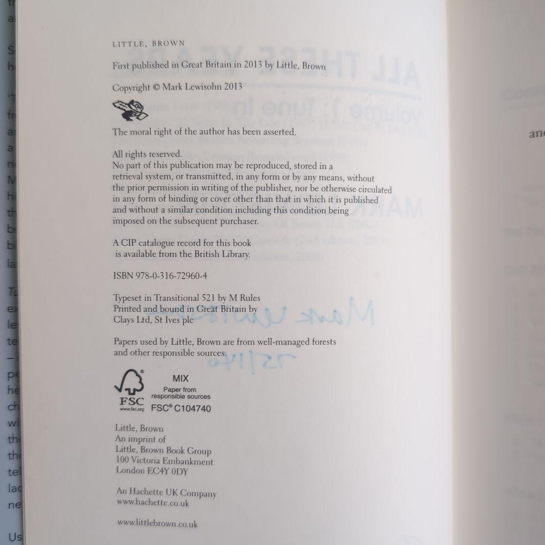 著者サイン入り！ビートルズ 「TUNE IN」 UK初版本 140部限定 - メルカリ