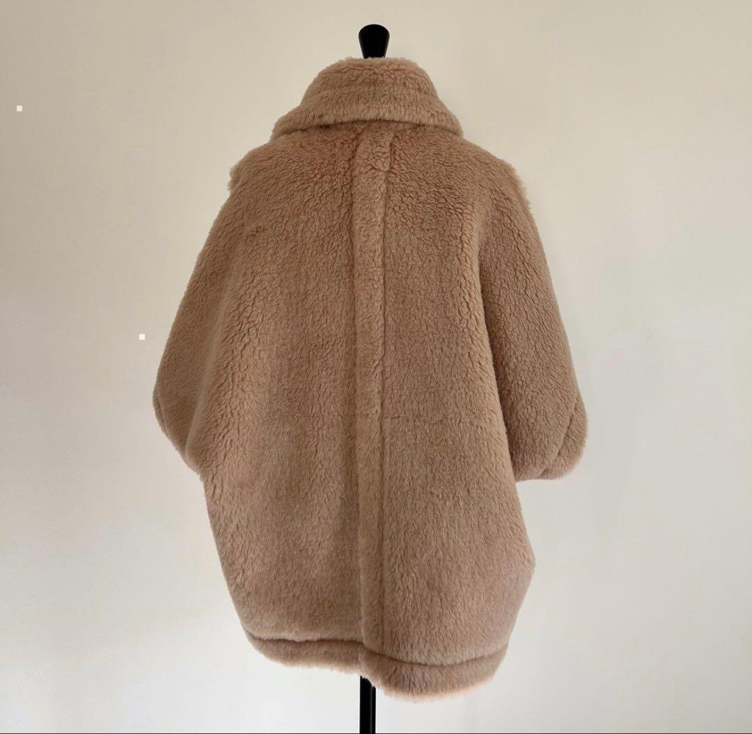 MaxMara風 ベアポンチョ テディ ケープ ミルクティーベージュ - メルカリ