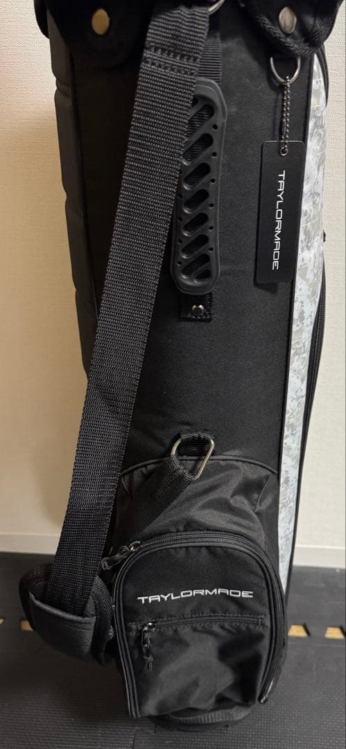 テーラーメイド スリムキャディバッグMen's TJ111 23SS 軽量モデル