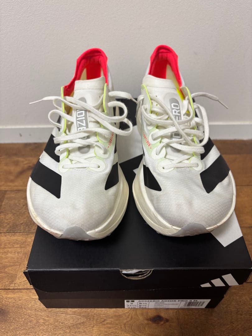 アディオスプロ4 27.0cmの通販｜thasniri.com