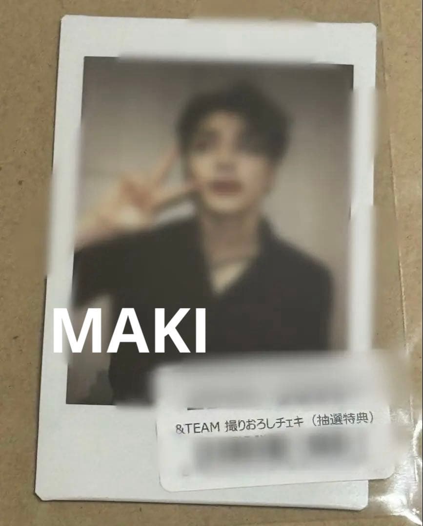 &TEAM 月狼 直筆サイン入り 撮り下ろしチェキ MAKI マキ