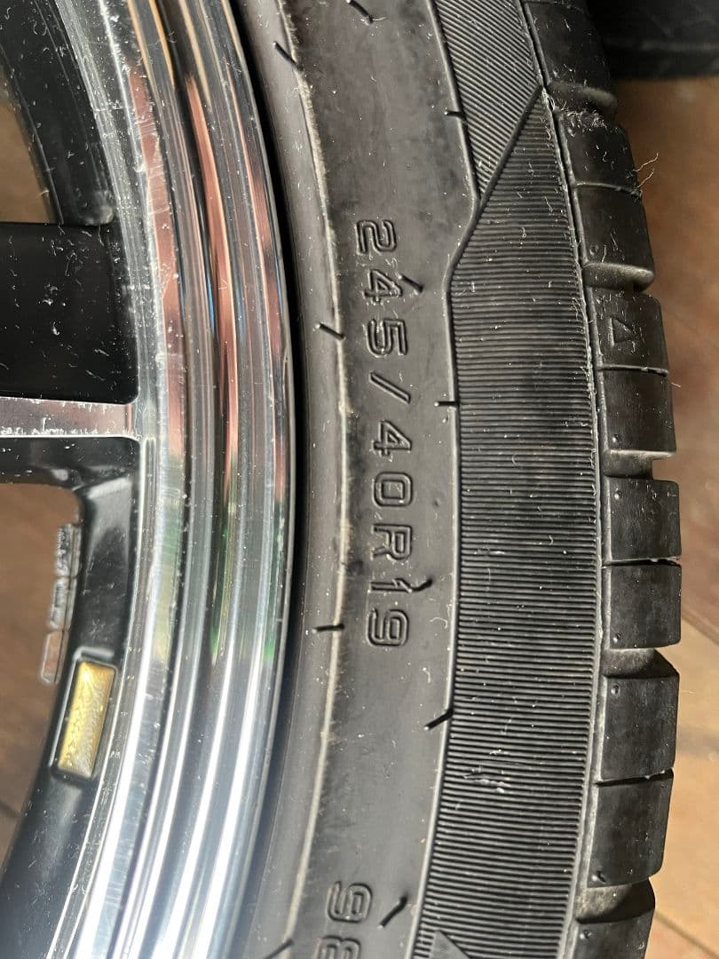 レオニスタイヤホイールセット 245/40R19 PCD 114 19X8J - メルカリ