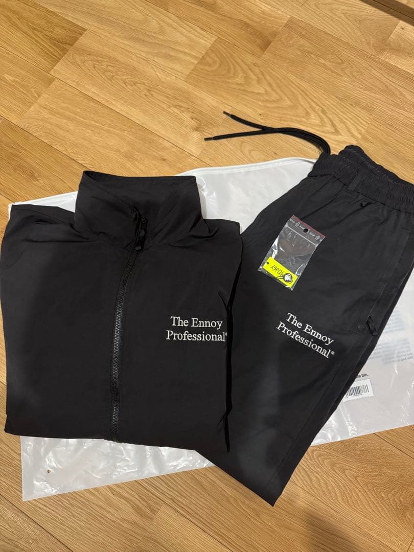 限定値下げ！2025 ENNOY シャカシャカテックセットアップ希少S - メルカリ
