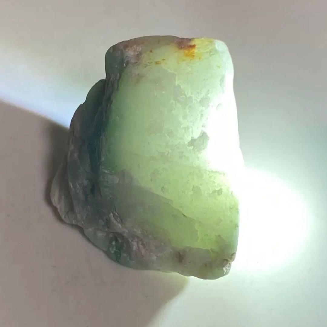 糸魚川翡翠 金山谷 上質 超高透過 34g - メルカリ