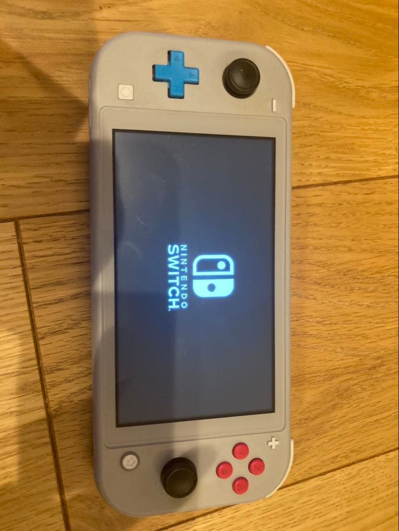 Nintendo Switch Lite ポケモン　ザシアンザマゼンタ Amazon.co.jp: Nintendo Switch Lite ザシアン・ザマゼンタ : ゲーム