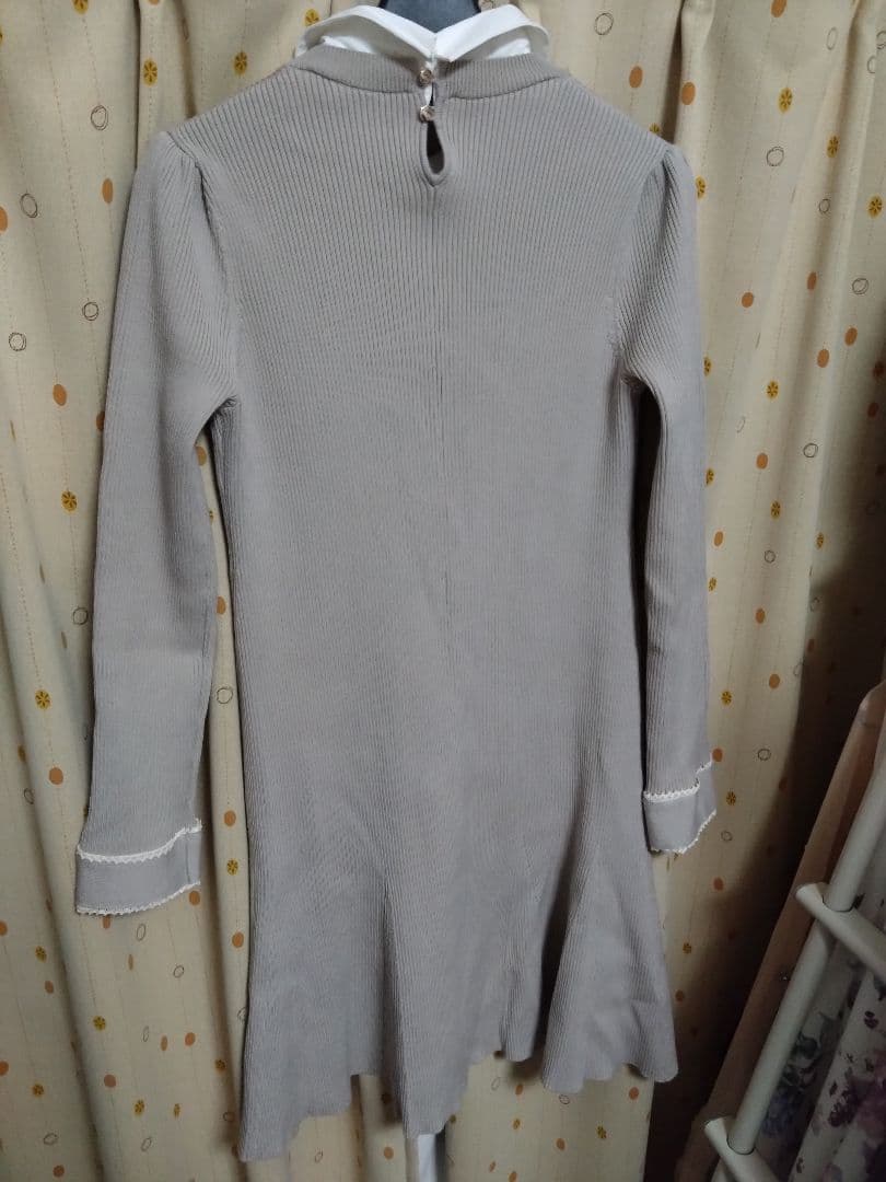 Apuweiser-rich 衿付2wayニットワンピース ルミネ限定グレージュ