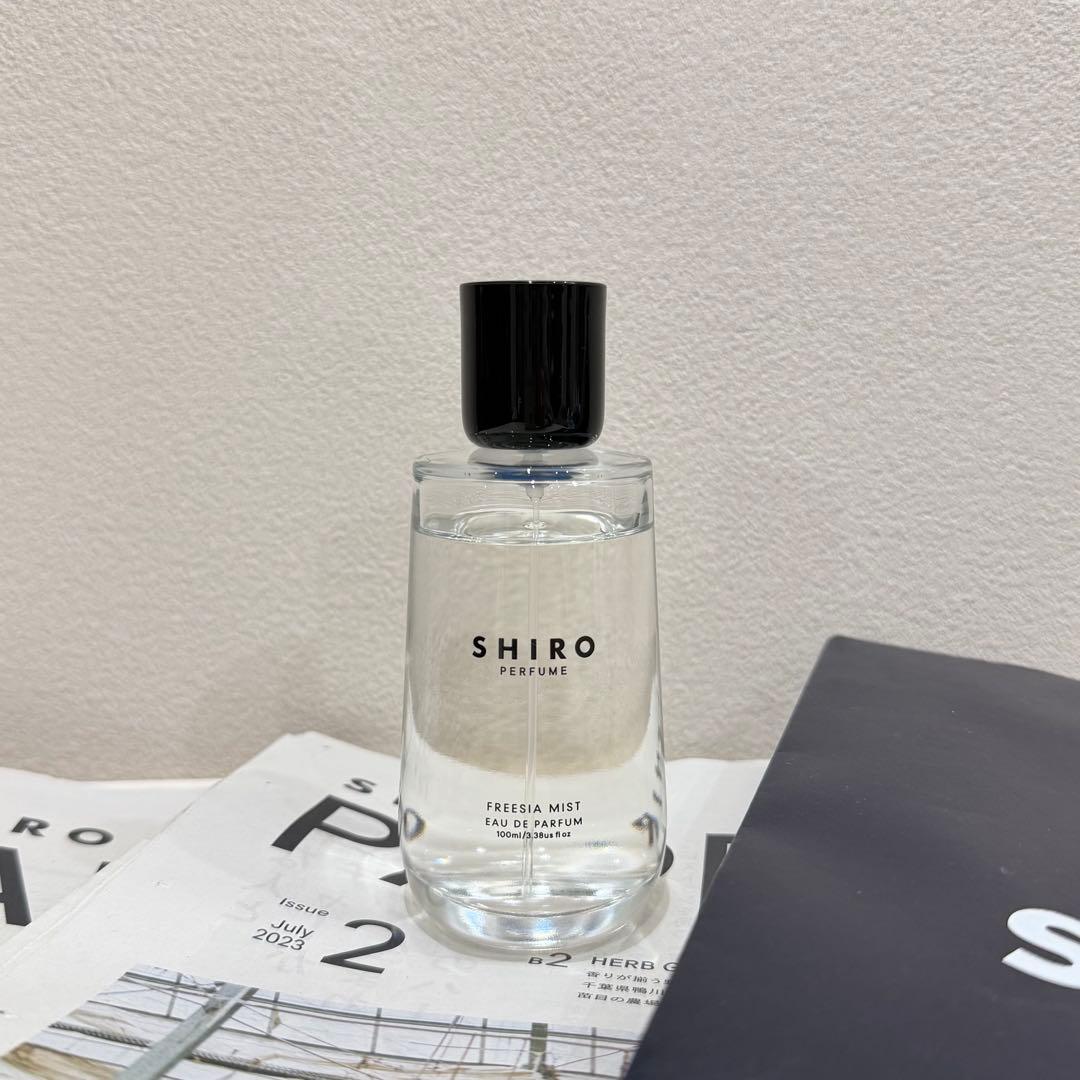 SHIRO FREESIA MIST オードパルファン 100ml Amazon | SHIRO PERFUME FREESIA MIST オードパルファン 100mL 香水