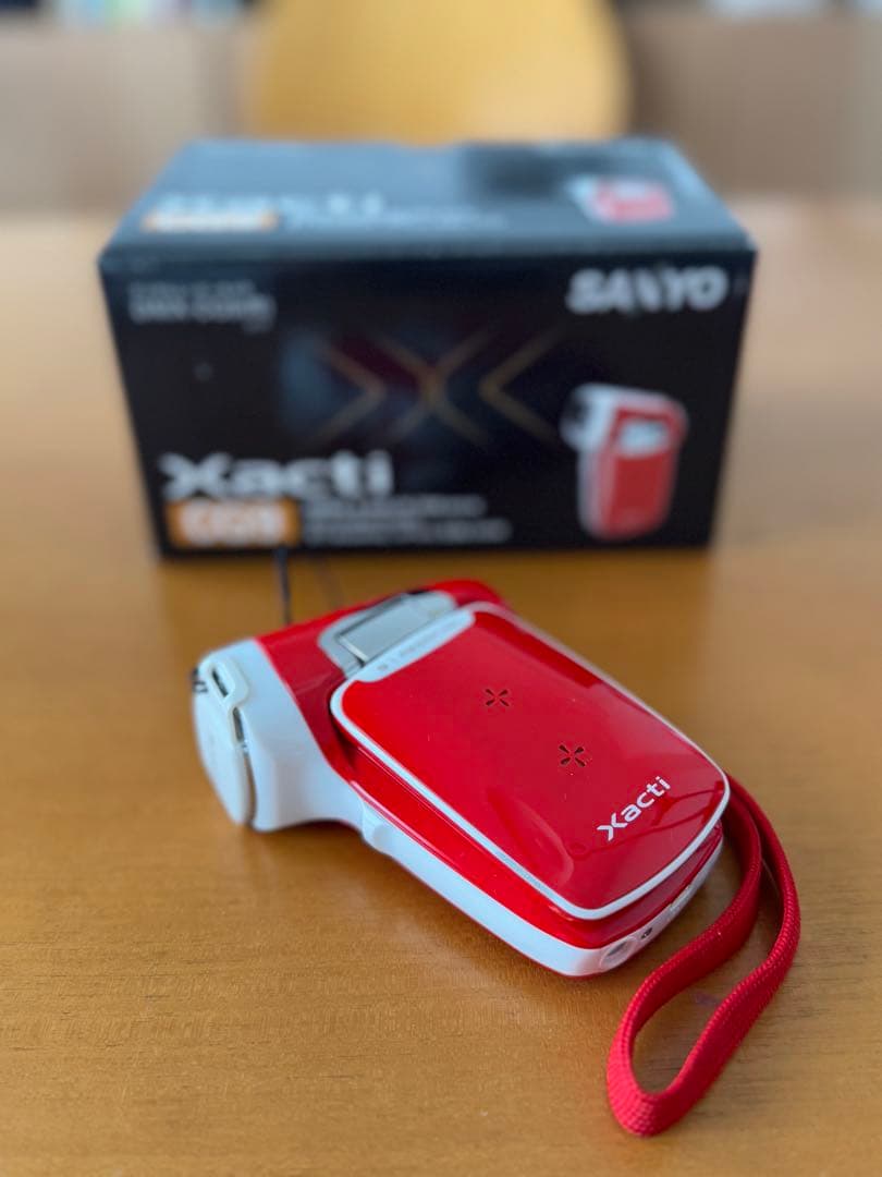⭐︎美品⭐︎SANYO Xacti DMX-CG9 レッド 楽天市場】【中古】 美品 DMX-CG9 レッド 安心保証 即日発送 SANYO