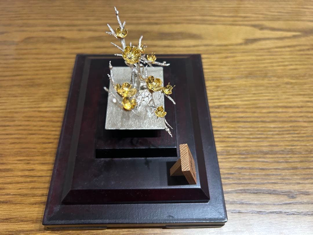純銀 梅 光則作 純銀製梅 飾り 純銀飾り 梅 銀細工 日本工芸品 工芸品