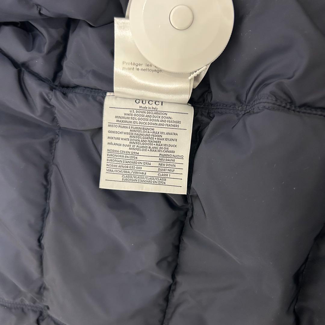 GUCCI グッチ ダウンコート スタンドカラー 襟付き 3ポケット 紺