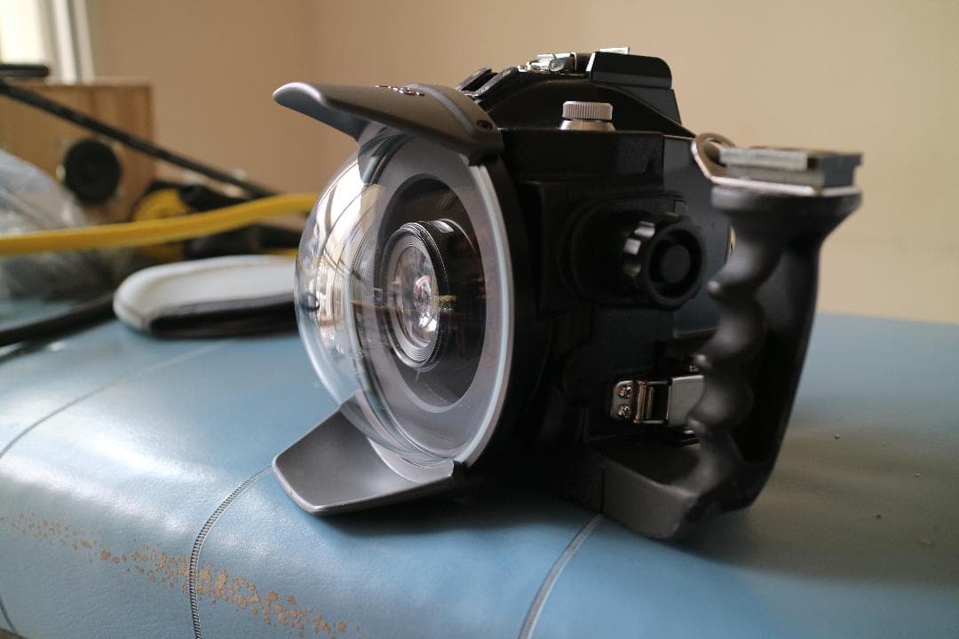 水中カメラEOS kiss Digital X SEA&SEA DX-400D