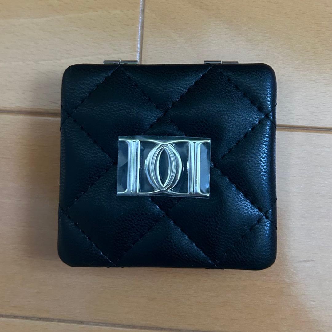 DDロゴキルティングトラベルセット ミラー ブラック - メルカリ