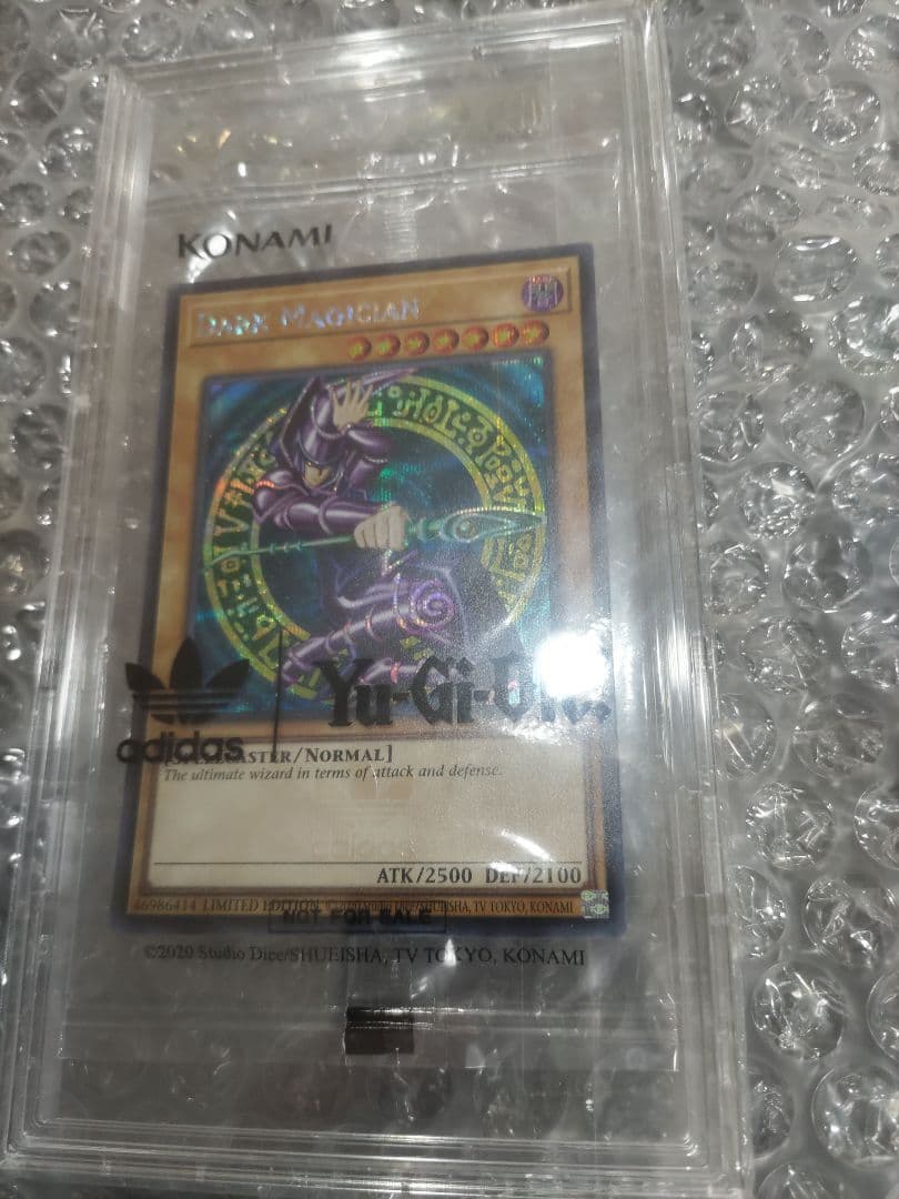 遊戯王　ブラック・マジシャン　英語版　シークレット　アディダス　未開封 ブラックマジシャン(英語版) (未開封) [シークレット] {ADC1-EN001