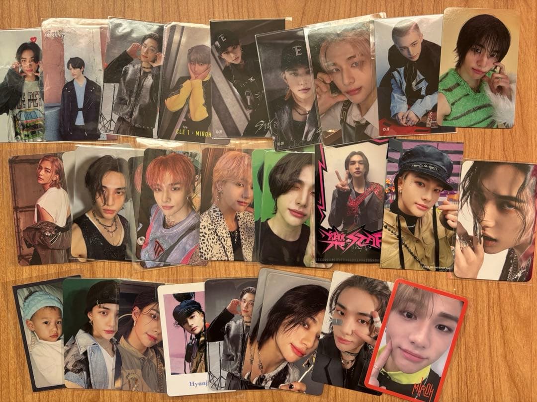 スキズ ヒョンジン トレカセット 64枚 被りあり - メルカリ