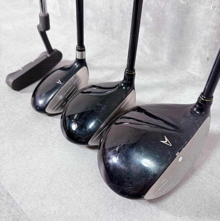 V953 ゼクシオマグレガーゴルフク ラブメンズ フルセット 13点初心者