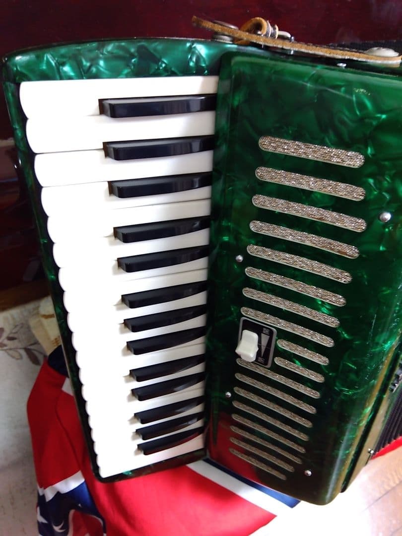 整備簡易調律済】Yamaha アルト アコーディオン A-32B 32鍵 - メルカリ