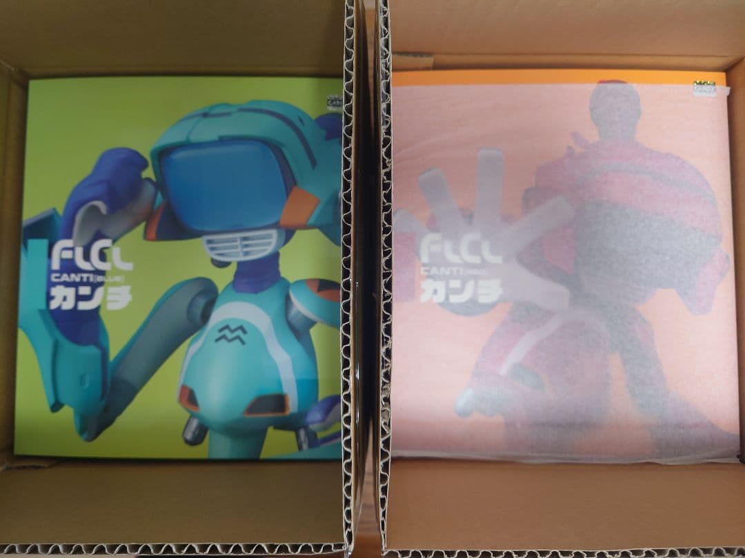 千値練　カンチ　青＆赤　フリクリ フリクリ』謎のロボット「カンチ」アクションフィギュアが千値練より