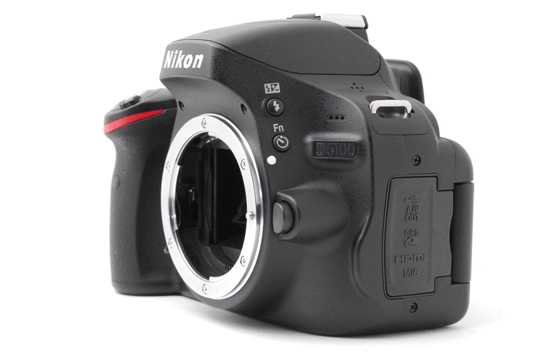 新品級ショット数】Nikon D5100 スマホ転送 ダブルレンズ 自撮り