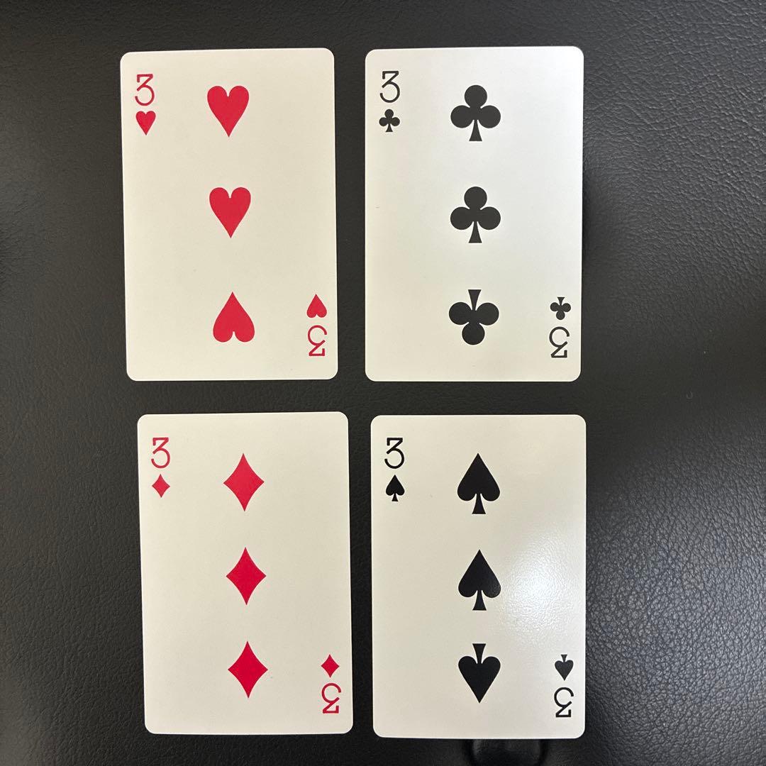 2013年発売 ポケモンセンターナゴヤのトランプ ♠️♦️❤️♣️の3 4