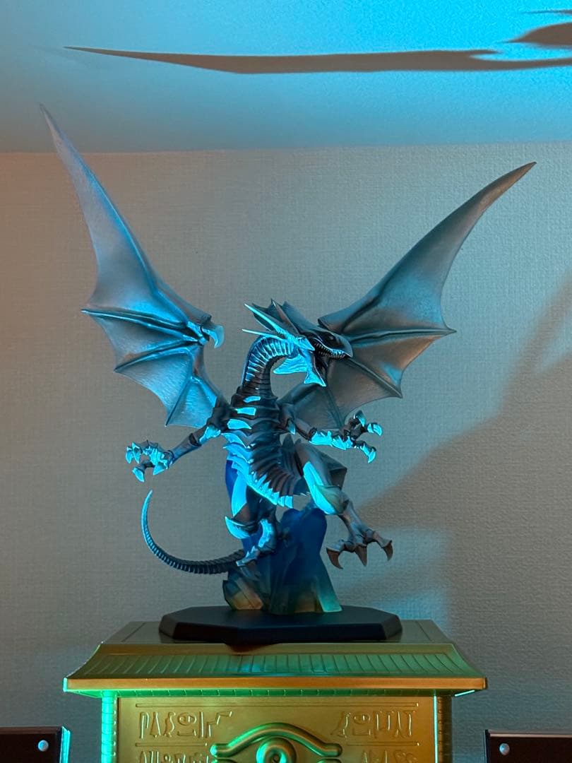 ARTWORKSMONSTERS青眼の白龍Holographicフィギュア 抽選販売】 ART WORKS MONSTERS 『遊☆戯☆王デュエルモンスターズ