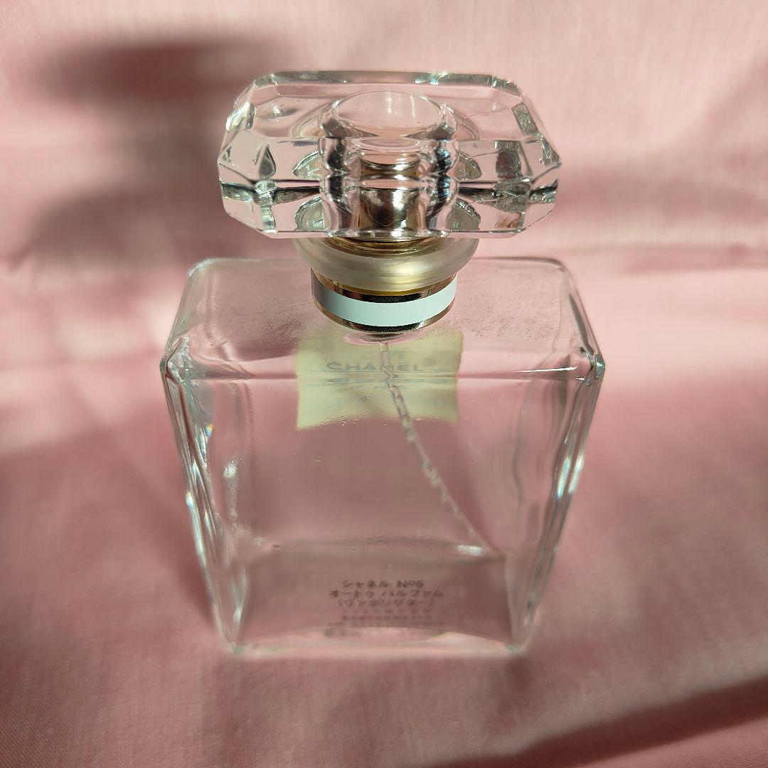 CHANEL】シャネル 香水 N°5 空箱 空瓶 - メルカリ
