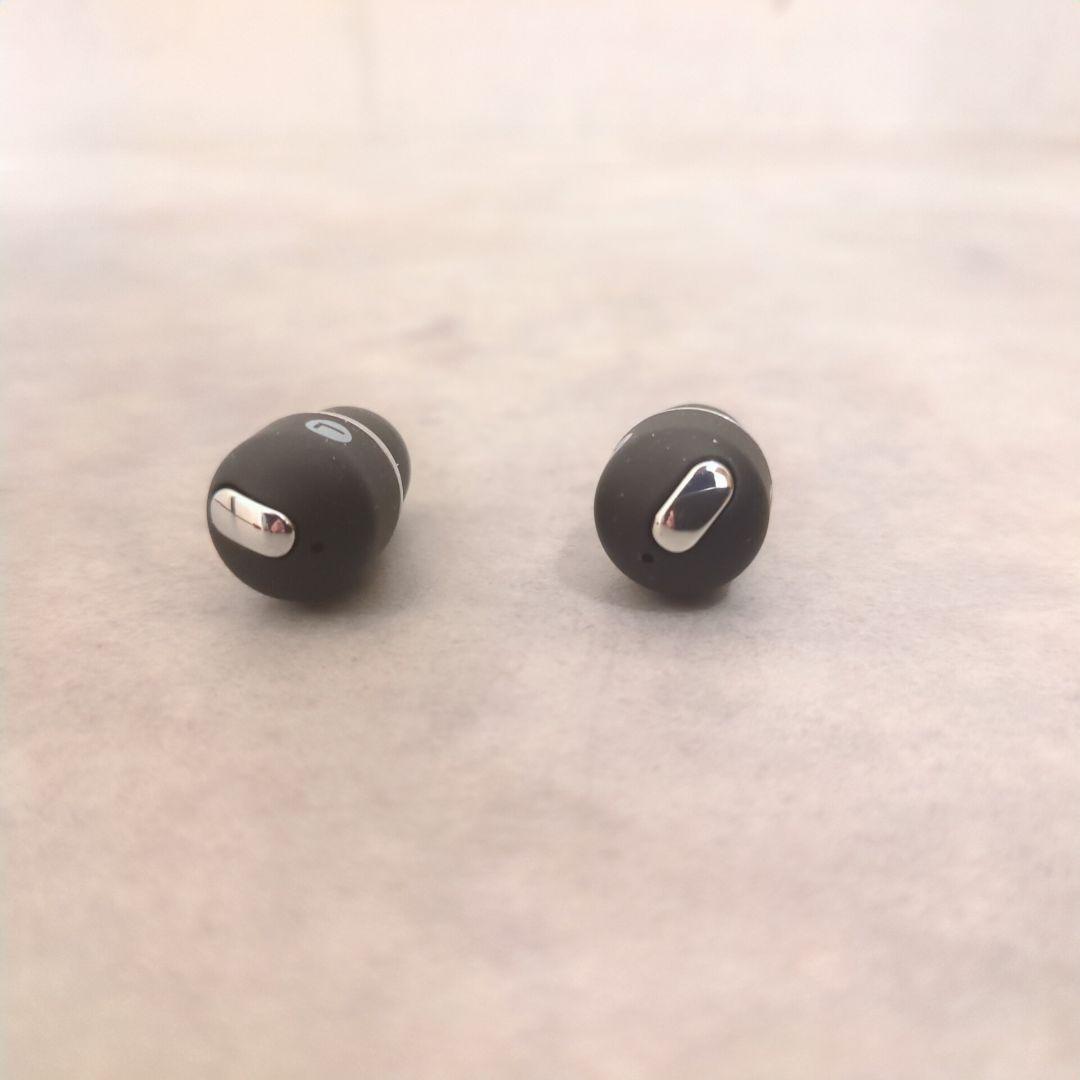 FENDI フェンディ ワイヤレスイヤホン Bluetooth 7AR732 赤の通販｜www