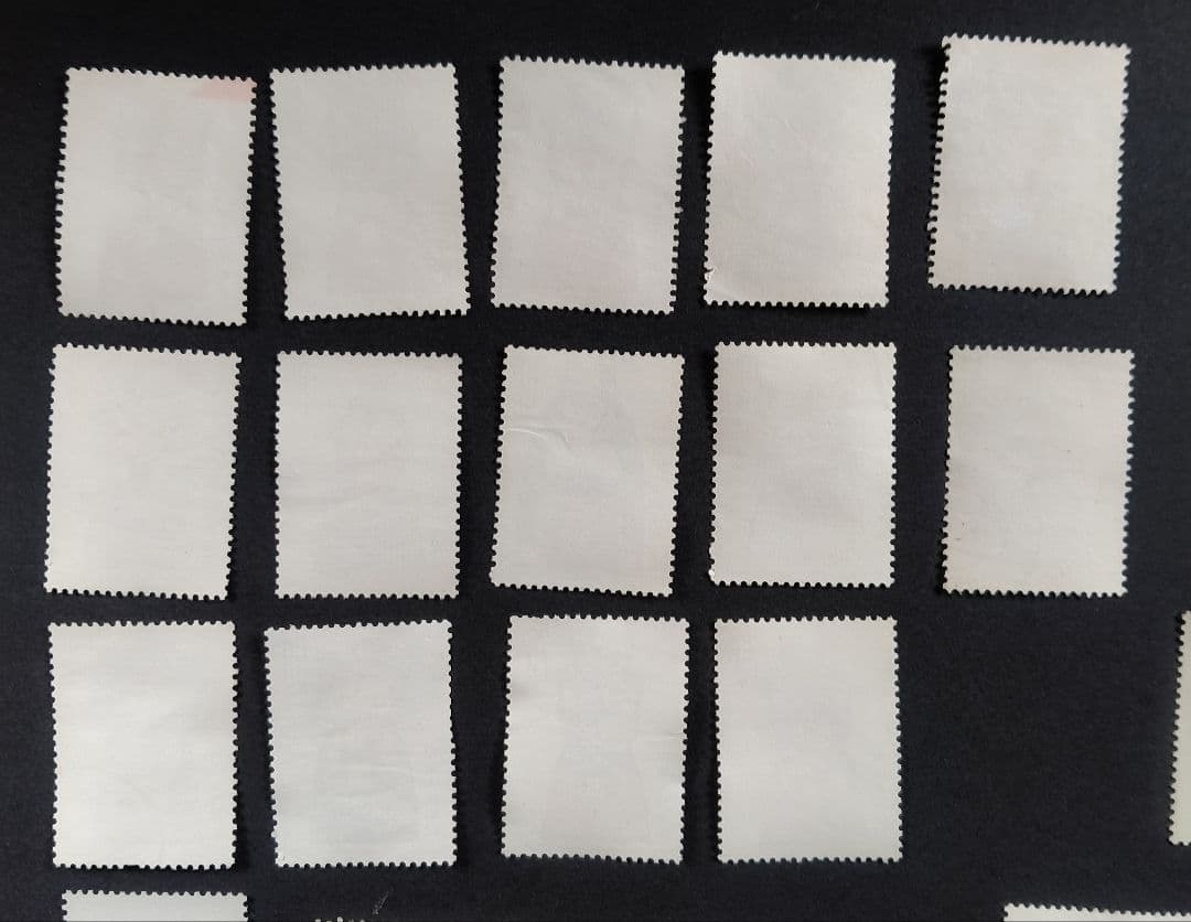 海外切手中国未使用使用済セットばらなど - メルカリ