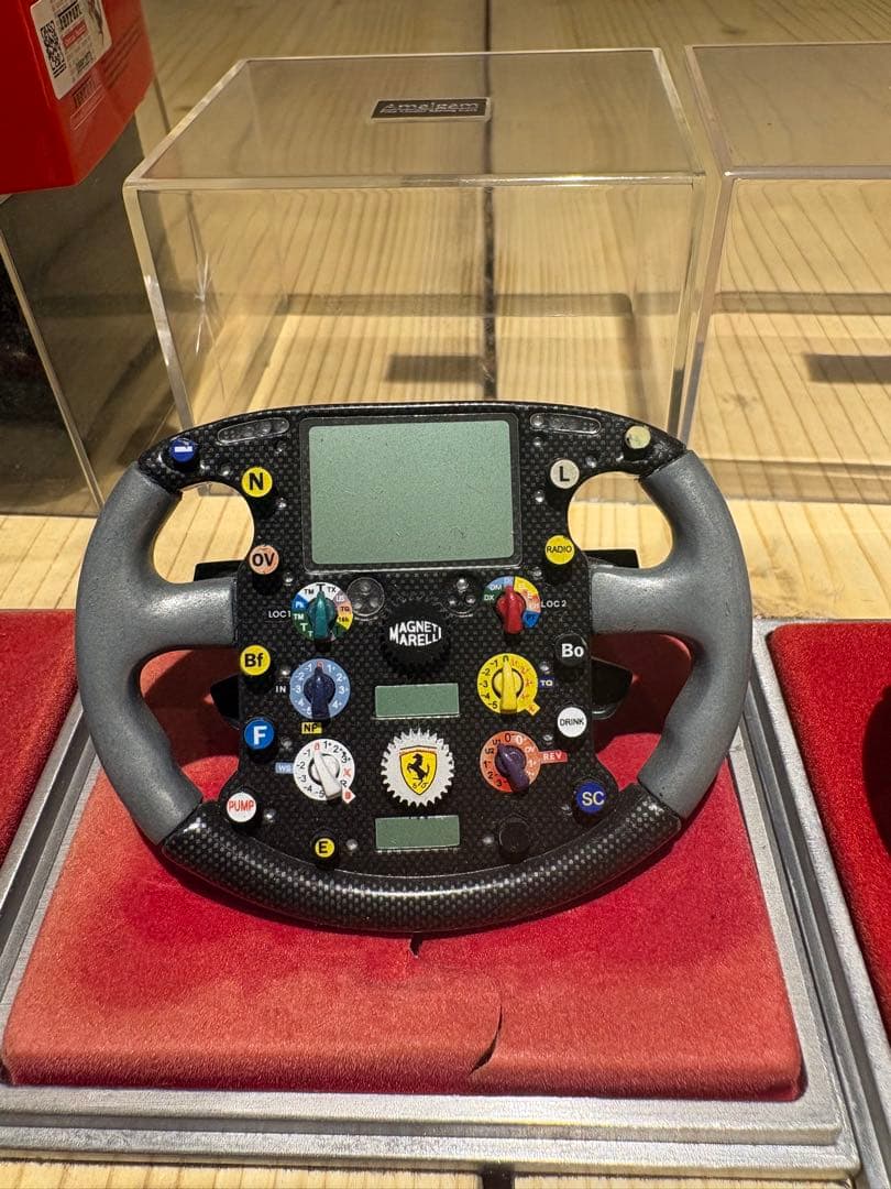 アマルガム1/4フェラーリF1ステアリング 7個セット - メルカリ