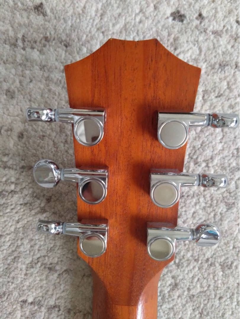 ギター Taylor Swift Baby Taylor -e