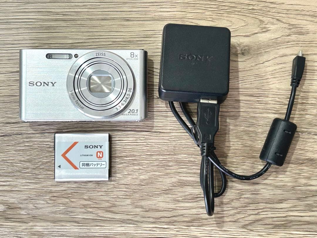 デジタルカメラ SONY Cyber-shot DSC-W830 20.1MP