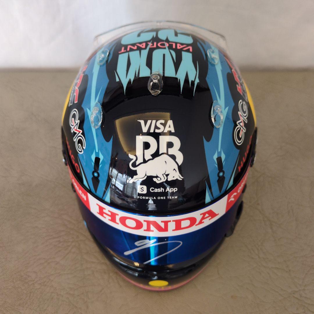 角田裕毅 ヘルメット1/2 サイン入 F1 レーシングブルズHONDA おまけ付