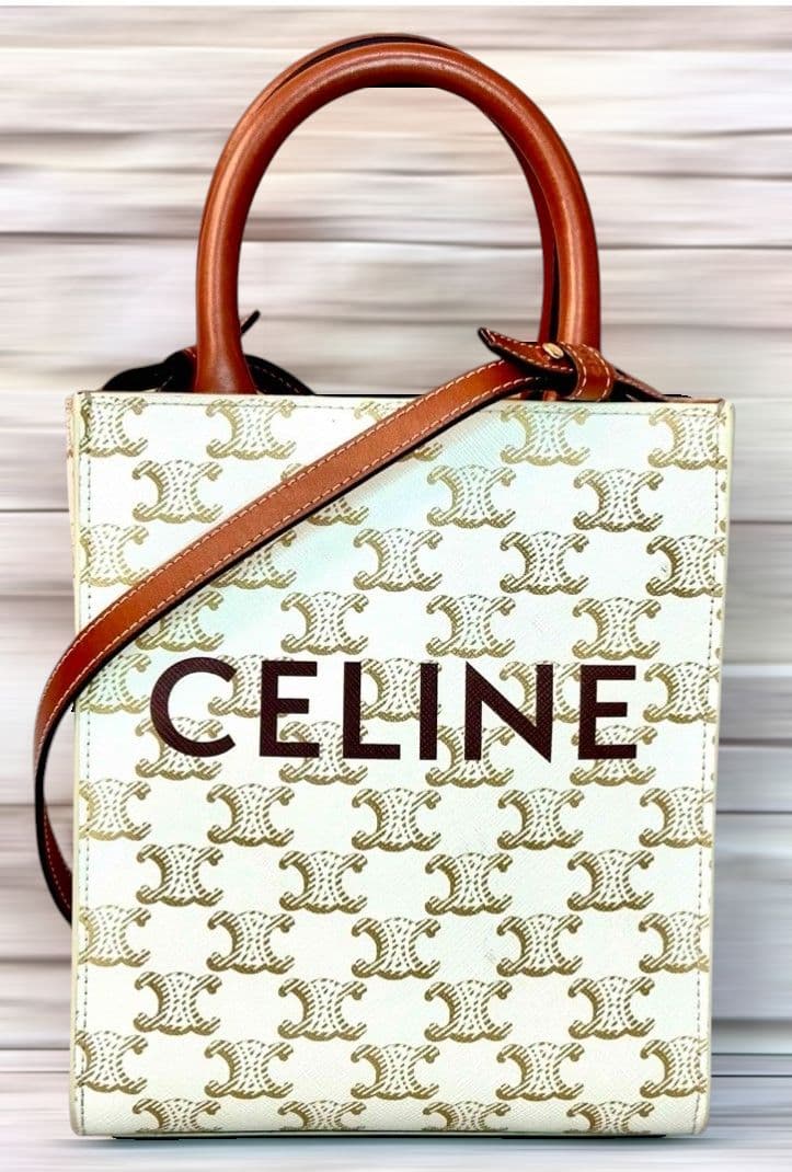 CELINE 　ミニバーティカルカバ　トリオンフ　ショルダーバッグ　美品 楽天市場】セリーヌ ミニ バーティカルカバ トリオンフ ミニショルダー