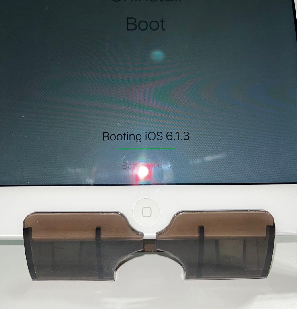 64GBバッテリー83%iPad 3世代 Dual Boot iOS9 & 6 - メルカリ