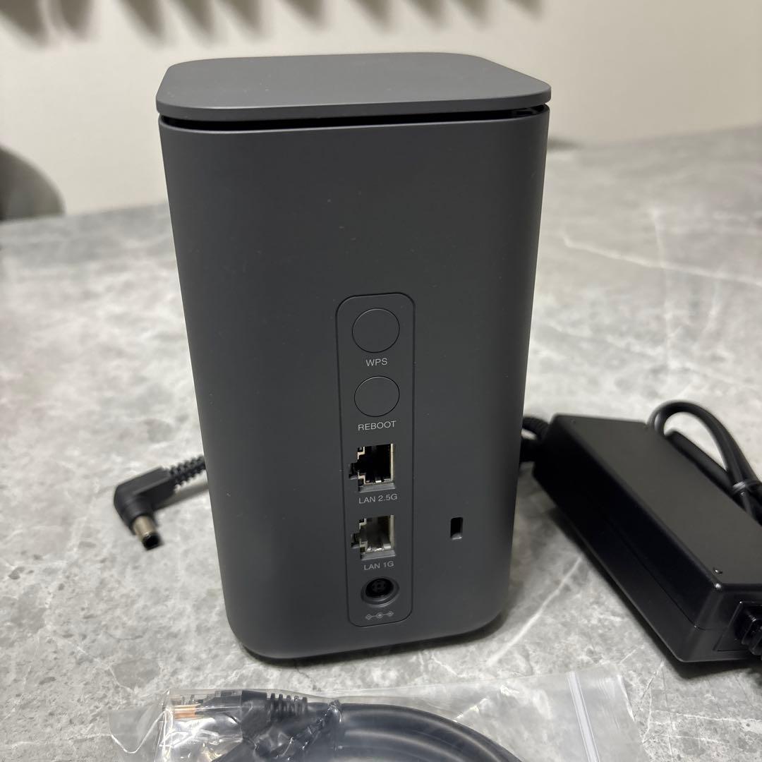 NTT docomo HR02 ダークグレー 5G - メルカリ