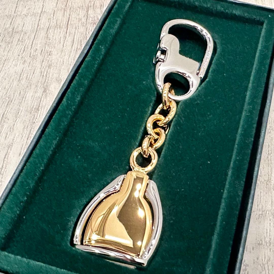 未使用】 GUCCI オールドグッチ キーホルダー スターラップ 鎧