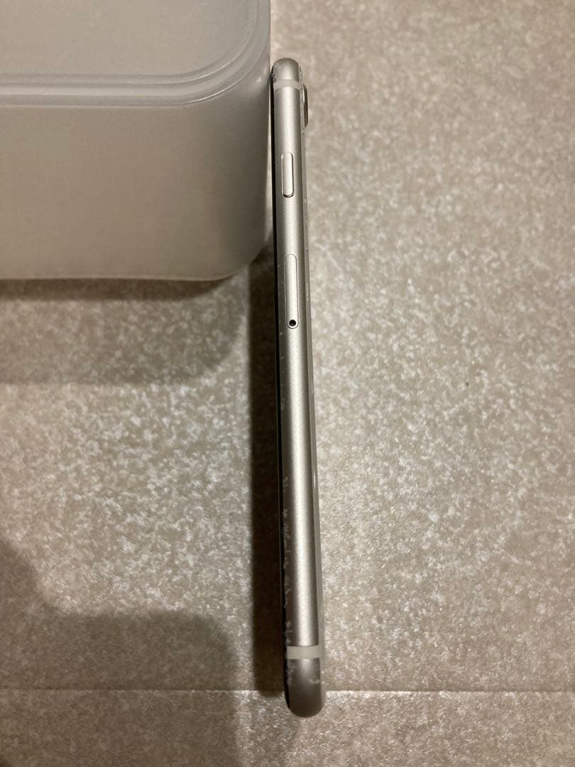 Apple iPhone SE 3 64GB ホワイト 本体 simロックなし