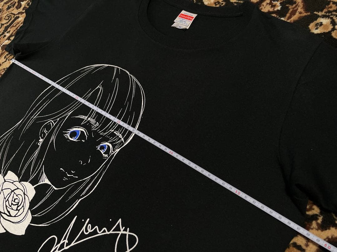 美波】インディーズTシャツ ‐ 影絵＆サイン入り【373】 - メルカリ