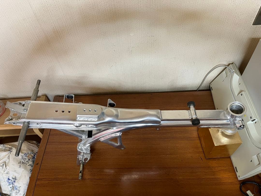 モンキー用アルミフレーム書類有り新品未使用！キーシリンダー等付属品