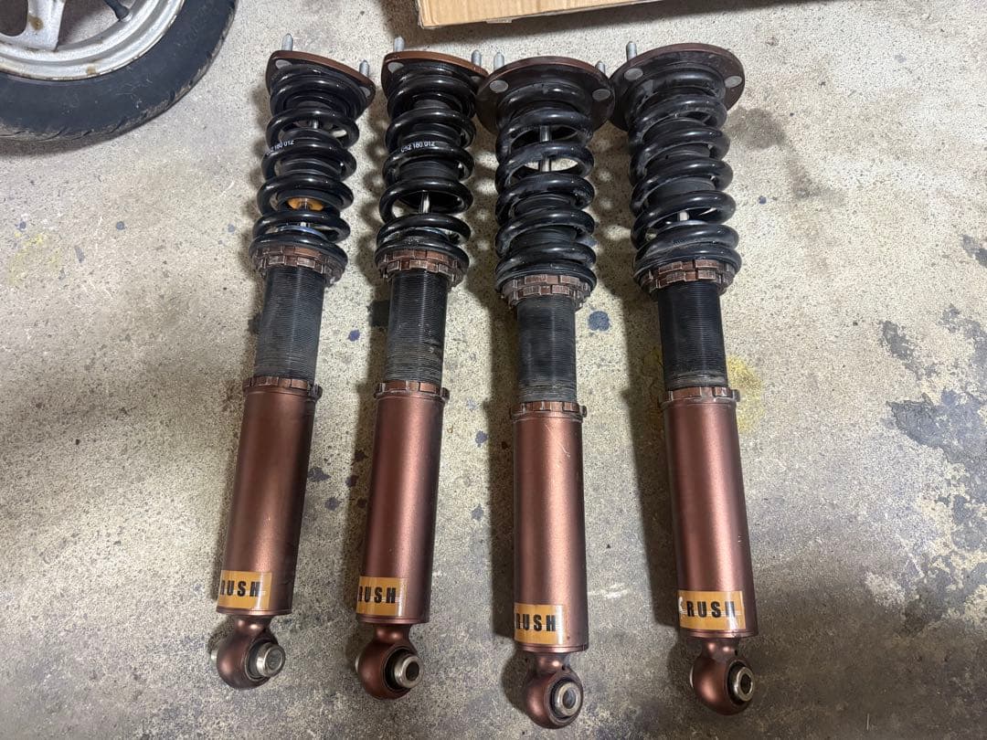 RUSH 車高調　21マジェスタ　gws214 ru-ty-dps022m.jpg